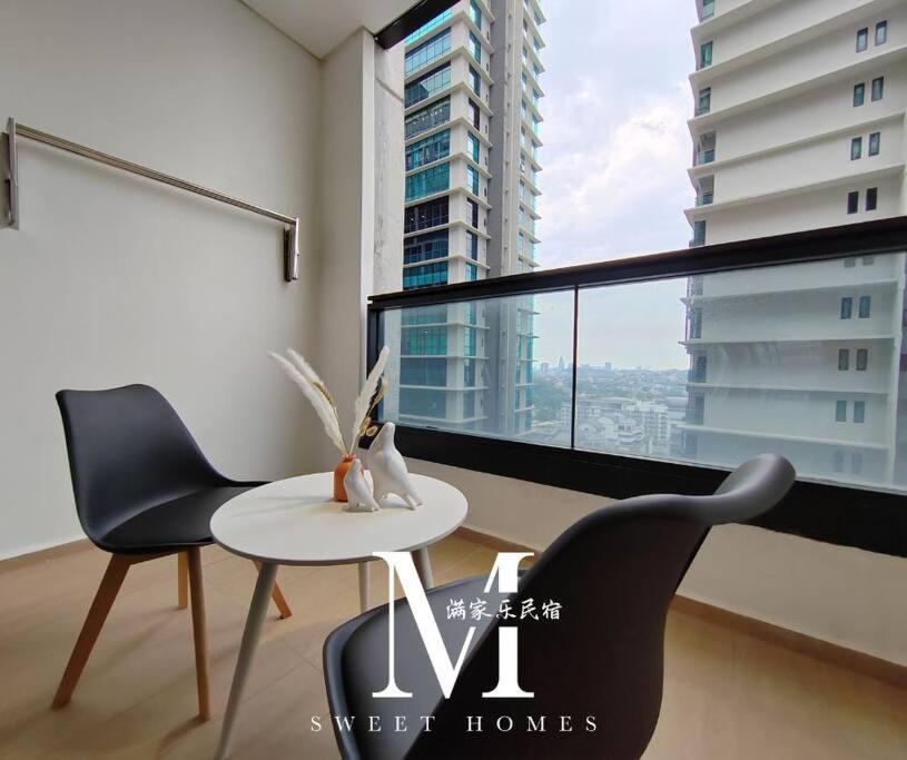 Pangsapuri Arcoris Mont Kiara 19# Deluxe 1 Bedroom With Balcony Kl #1-3pax Kuala Lumpur